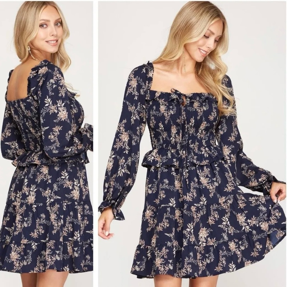 She + Sky Women’s L Smocked Waist Midnight Blue Floral Long Sleeve‎ Mini Dress